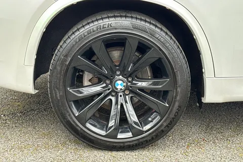 YG15YKF BMW X5 3.0 30d M Sport Auto xDrive Euro 6 (s/s) 5dr Thumbnail #11