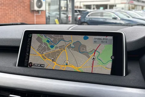 YG15YKF BMW X5 3.0 30d M Sport Auto xDrive Euro 6 (s/s) 5dr Thumbnail #17