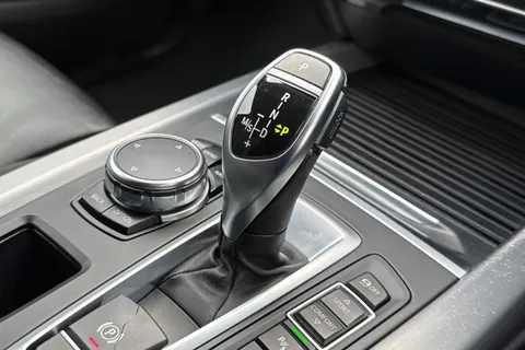 YG15YKF BMW X5 3.0 30d M Sport Auto xDrive Euro 6 (s/s) 5dr Thumbnail #23