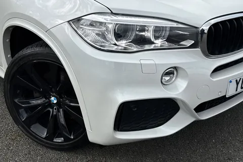 YG15YKF BMW X5 3.0 30d M Sport Auto xDrive Euro 6 (s/s) 5dr Thumbnail #25