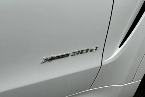 YG15YKF BMW X5 3.0 30d M Sport Auto xDrive Euro 6 (s/s) 5dr Thumbnail #29