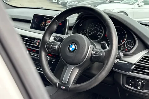 YG15YKF BMW X5 3.0 30d M Sport Auto xDrive Euro 6 (s/s) 5dr Thumbnail #34
