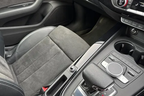 DE69FCC Audi A5 Black Edition 40 TDI quattro 190 PS S tronic Thumbnail #21