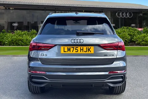 LM75HJK Audi Q3 Black Edition 35 TFSI  150 PS S tronic Thumbnail #5