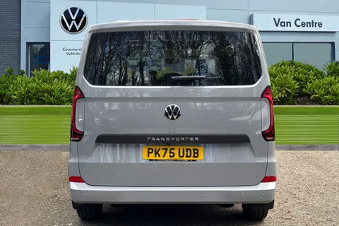 PK75UDB Volkswagen Transporter 2.0 TDI 170 Commerce Pro Van Auto Thumbnail #5