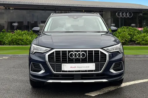 6 of 66 for Audi Q3 Sport 35 TFSI 150 PS 6-speed
