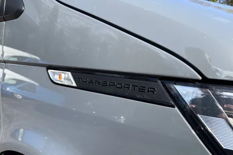 PN72VHB Volkswagen Transporter 2.0 TDI 150 Highline Van DSG Thumbnail #25