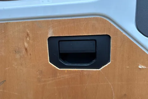 PN74SDY Volkswagen Crafter 2.0 TDI 140PS Commerce High Roof Van Thumbnail #28