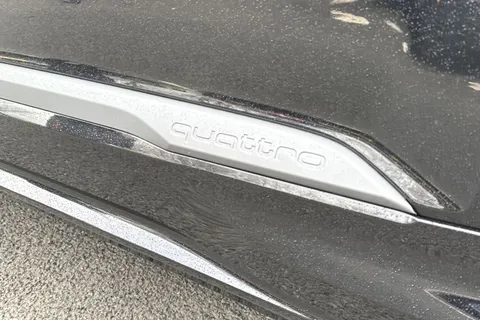 29 of 63 for Audi Q7 MY23.5 S line 45 TDI quattro 231 PS tiptronic