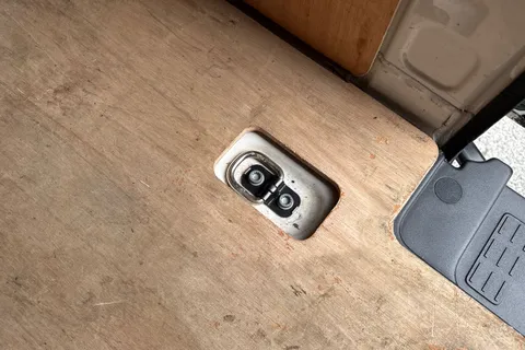 PN74SDY Volkswagen Crafter 2.0 TDI 140PS Commerce High Roof Van Thumbnail #32