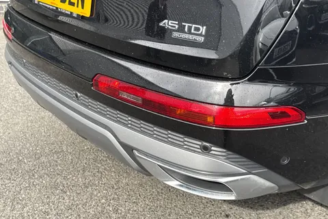 34 of 63 for Audi Q7 MY23.5 S line 45 TDI quattro 231 PS tiptronic