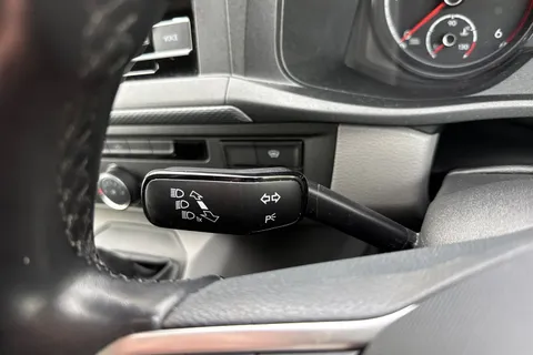 PN72VHB Volkswagen Transporter 2.0 TDI 150 Highline Van DSG Thumbnail #39