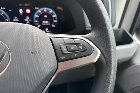 PN74SDY Volkswagen Crafter 2.0 TDI 140PS Commerce High Roof Van Thumbnail #41