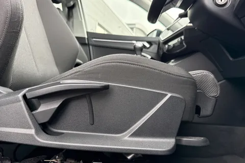 45 of 66 for Audi Q3 Sport 35 TFSI 150 PS 6-speed