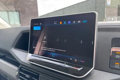 PN74SDY Volkswagen Crafter 2.0 TDI 140PS Commerce High Roof Van Thumbnail #44