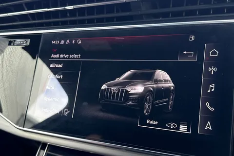 54 of 63 for Audi Q7 MY23.5 S line 45 TDI quattro 231 PS tiptronic