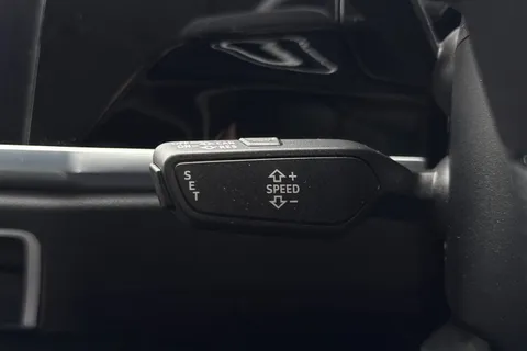 55 of 66 for Audi Q3 Sport 35 TFSI 150 PS 6-speed