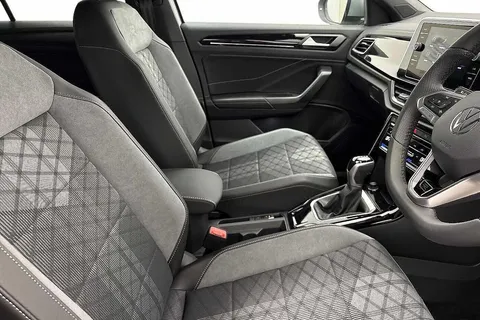 DE75NWG Volkswagen T-Roc 2.0 TDI 150 EVO R-Line 5dr DSG **REVERSING CAMERA** Thumbnail #10