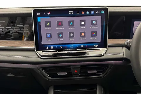 KS75HVF Volkswagen Tayron 1.5 eTSI Elegance 5dr DSG7 [7 Seat] **LEATHER** Thumbnail #12