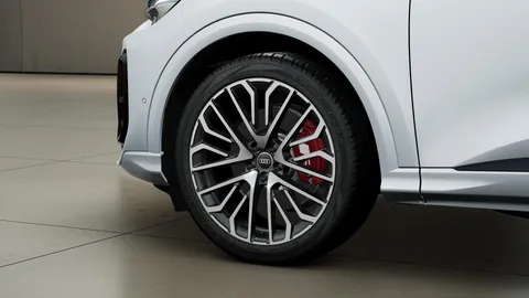  Audi SQ5 3.0 TFSI S Edition 1 Sportback 5dr Petrol S Tronic quattro Euro 6 (s/s) (367 ps) Thumbnail #4