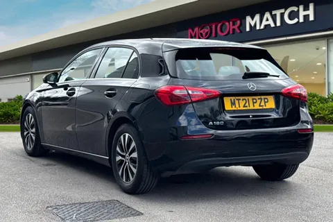 MT21PZP Mercedes-Benz A Class 1.3 A180 SE Euro 6 (s/s) 5dr Thumbnail #3