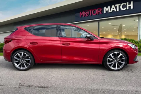 ST21UBD SEAT Leon 1.5 TSI EVO FR Sport Euro 6 (s/s) 5dr Thumbnail #4