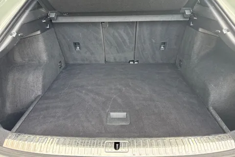 DG21KCF Audi Q3 2.0 TFSI 45 S line Sportback S Tronic quattro Euro 6 (s/s) 5dr Thumbnail #8