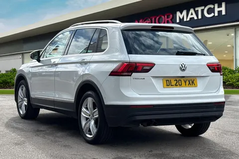 DL20YXK Volkswagen Tiguan 1.5 TSI EVO Match DSG Euro 6 (s/s) 5dr Thumbnail #3