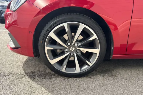 ST21UBD SEAT Leon 1.5 TSI EVO FR Sport Euro 6 (s/s) 5dr Thumbnail #11