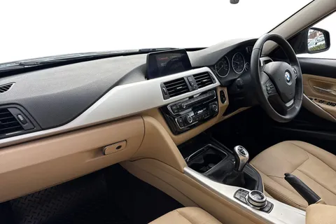 15 of 39 for BMW 3 Series 2.0 320d ED Plus Touring Euro 6 (s/s) 5dr