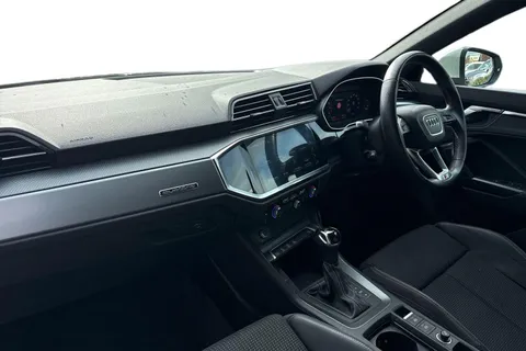 DG21KCF Audi Q3 2.0 TFSI 45 S line Sportback S Tronic quattro Euro 6 (s/s) 5dr Thumbnail #16