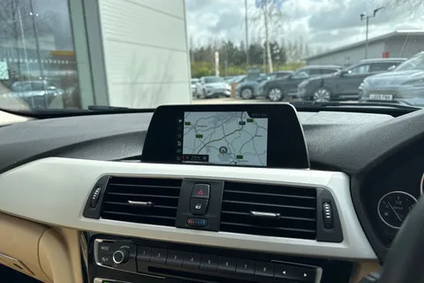 17 of 39 for BMW 3 Series 2.0 320d ED Plus Touring Euro 6 (s/s) 5dr