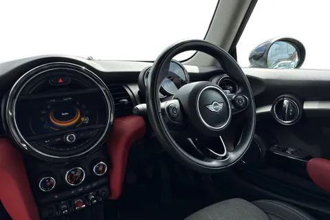 18 of 39 for Mini Hatch 1.5 Cooper Euro 6 (s/s) 3dr