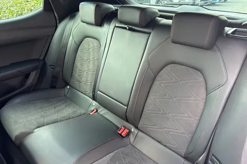 ST21UBD SEAT Leon 1.5 TSI EVO FR Sport Euro 6 (s/s) 5dr Thumbnail #20