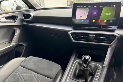 ST21UBD SEAT Leon 1.5 TSI EVO FR Sport Euro 6 (s/s) 5dr Thumbnail #21