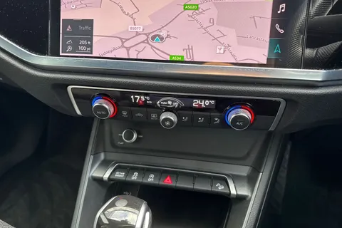 DG21KCF Audi Q3 2.0 TFSI 45 S line Sportback S Tronic quattro Euro 6 (s/s) 5dr Thumbnail #23