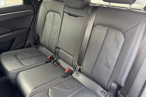 DX73XFU Audi Q3 1.5 TFSI CoD 35 S line Sportback S Tronic Euro 6 (s/s) 5dr Thumbnail #20