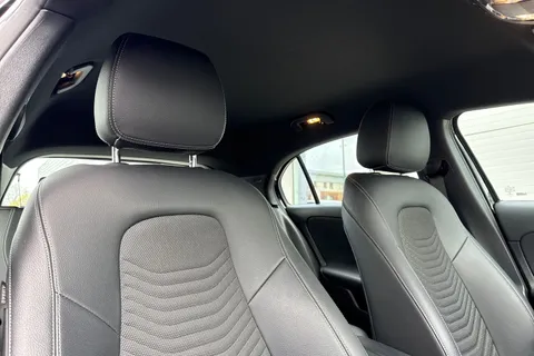 MT21PZP Mercedes-Benz A Class 1.3 A180 SE Euro 6 (s/s) 5dr Thumbnail #25