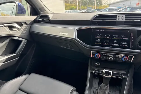 DX73XFU Audi Q3 1.5 TFSI CoD 35 S line Sportback S Tronic Euro 6 (s/s) 5dr Thumbnail #21