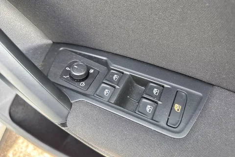 DL20YXK Volkswagen Tiguan 1.5 TSI EVO Match DSG Euro 6 (s/s) 5dr Thumbnail #22