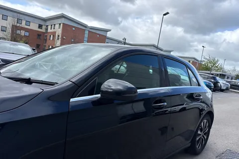 MT21PZP Mercedes-Benz A Class 1.3 A180 SE Euro 6 (s/s) 5dr Thumbnail #27