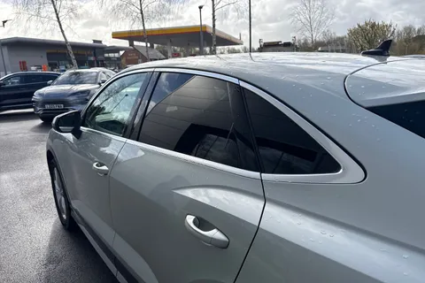 DG21KCF Audi Q3 2.0 TFSI 45 S line Sportback S Tronic quattro Euro 6 (s/s) 5dr Thumbnail #28