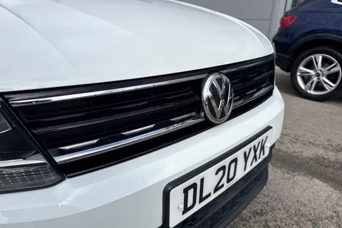 DL20YXK Volkswagen Tiguan 1.5 TSI EVO Match DSG Euro 6 (s/s) 5dr Thumbnail #26