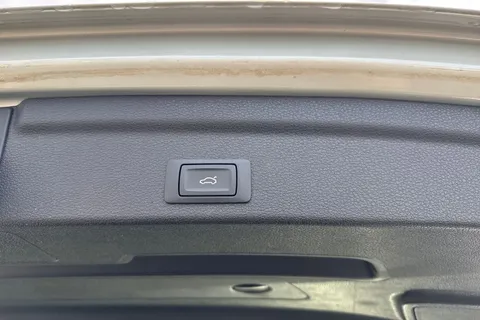 DG21KCF Audi Q3 2.0 TFSI 45 S line Sportback S Tronic quattro Euro 6 (s/s) 5dr Thumbnail #30