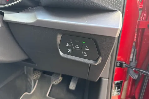 ST21UBD SEAT Leon 1.5 TSI EVO FR Sport Euro 6 (s/s) 5dr Thumbnail #31