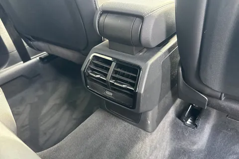 DG21KCF Audi Q3 2.0 TFSI 45 S line Sportback S Tronic quattro Euro 6 (s/s) 5dr Thumbnail #31