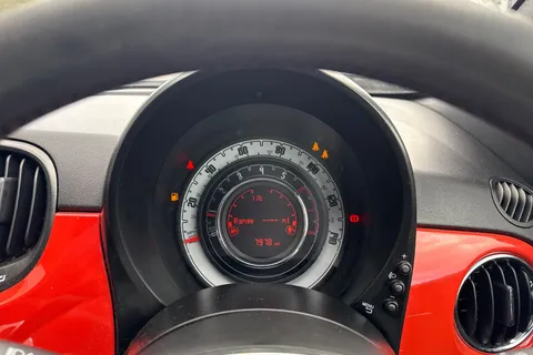 YF24FKH FIAT 500 1.0 MHEV Euro 6 (s/s) 3dr Thumbnail #31