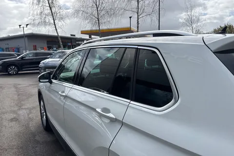 DL20YXK Volkswagen Tiguan 1.5 TSI EVO Match DSG Euro 6 (s/s) 5dr Thumbnail #28