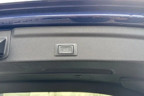 DX73XFU Audi Q3 1.5 TFSI CoD 35 S line Sportback S Tronic Euro 6 (s/s) 5dr Thumbnail #30