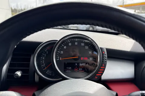 33 of 39 for Mini Hatch 1.5 Cooper Euro 6 (s/s) 3dr